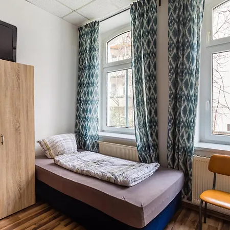 Enjoy Your With Dkn - Mon-sun - Late Night Check-in - Multilanguage - Near Railway Station - Witamy Serdecznie Apartment *